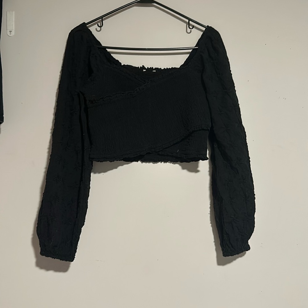 black crop top